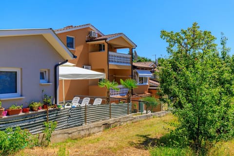 Property building, Garden