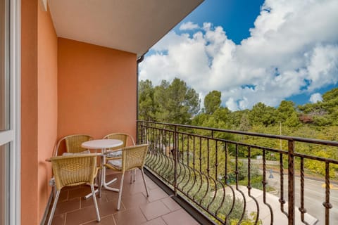 View (from property/room), Balcony/Terrace