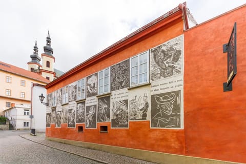 Property building, Facade/entrance