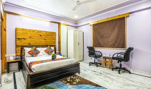 Bed, Seating area, Bedroom, wardrobe, air conditioner