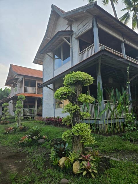 AgaLiving Medewi Bed and Breakfast in Pekutatan