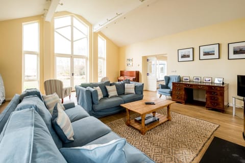 Crossing Cottage, Thorpeness House in Aldeburgh