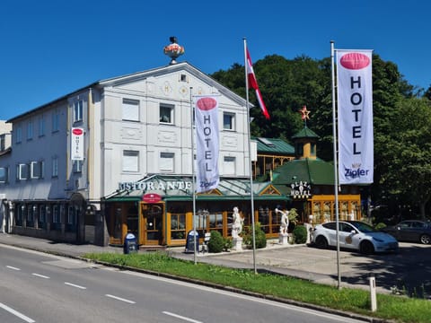 Property building, Day, Street view, Parking