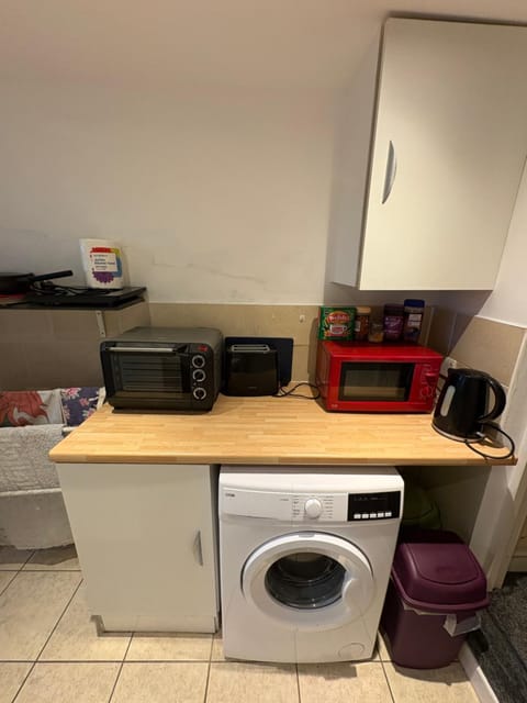 Ground Floor - view of Lighthouse, Garden and Parking Apartment in Wales