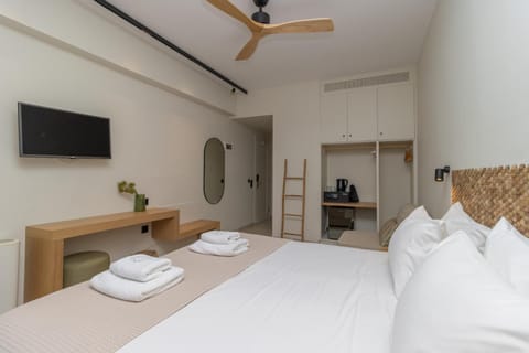 TV and multimedia, Bedroom, wardrobe