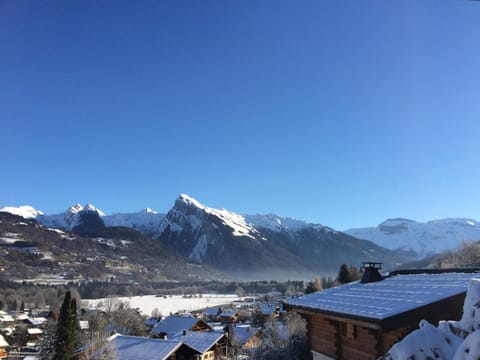 Les Oiseaux Bleus Chalet in Morillon