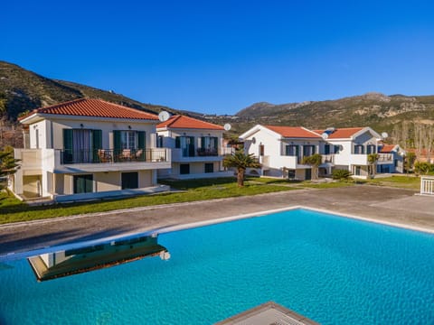 Property building, Day, Natural landscape, Mountain view, Swimming pool