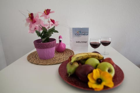 Food and drinks, Food