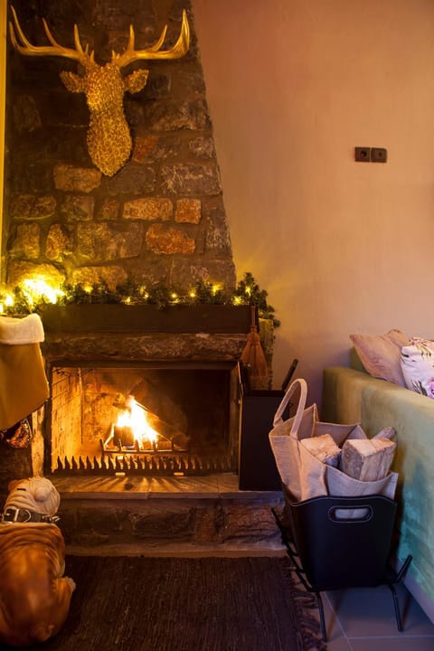 Dandy Villas Palios Agios Athanasios Rocky - Fireplace - Village Square Chalet in Decentralized Administration of Macedonia and Thrace