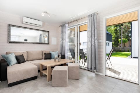 Patio, Balcony/Terrace, Living room, Seating area