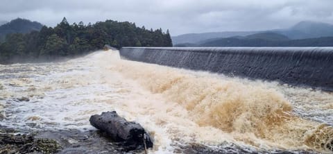 Nearby landmark, Natural landscape