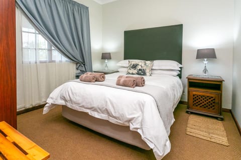 The Ostrich Barons Palace Apartment in Western Cape