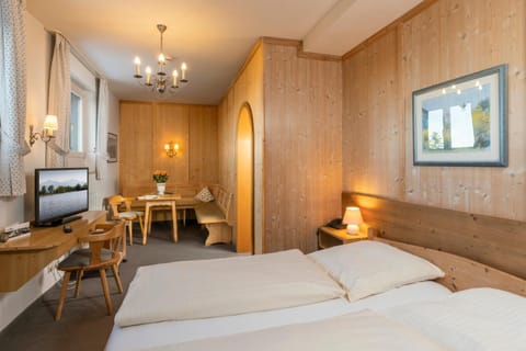 Klostergasthof Maria Eck Bed and Breakfast in Ruhpolding