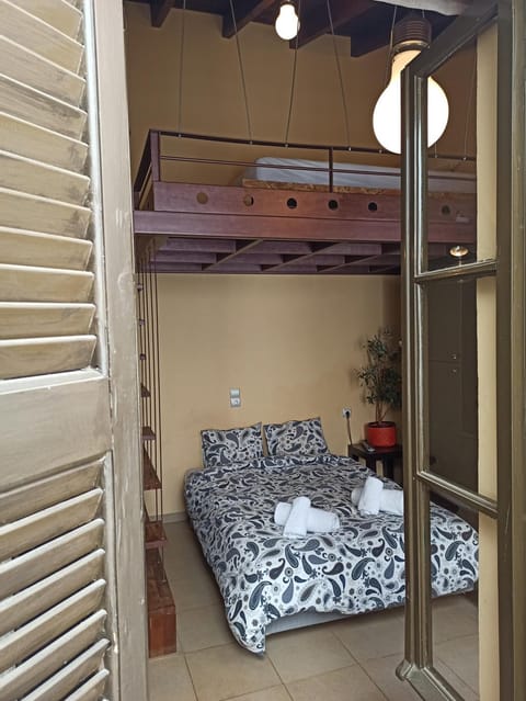 Acropolis Athens, Dive into history Apartment in Plaka