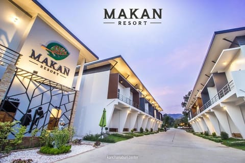 Property building, Property logo or sign, Landmark view