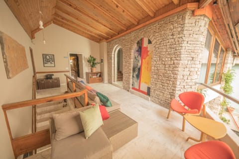 Patio, Seating area