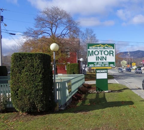 Facade/entrance, Property logo or sign