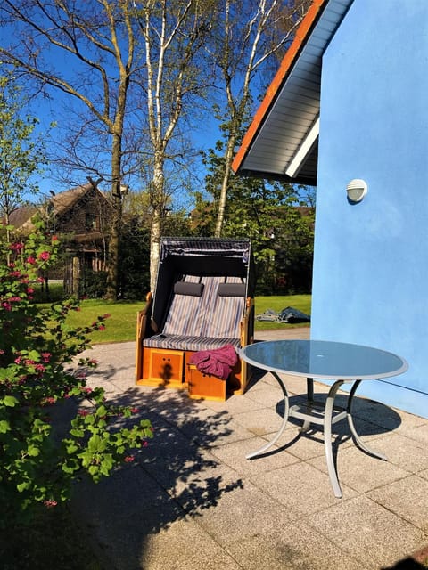 "Achtern Diek" Doppelhaushälfte House in Mecklenburg-Vorpommern, Germany