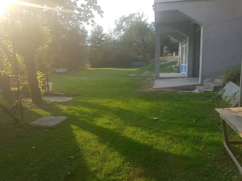 Vinac guest house Villa in Federation of Bosnia and Herzegovina