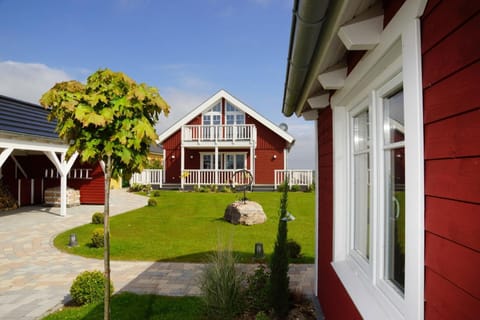 Property building, Day, Garden