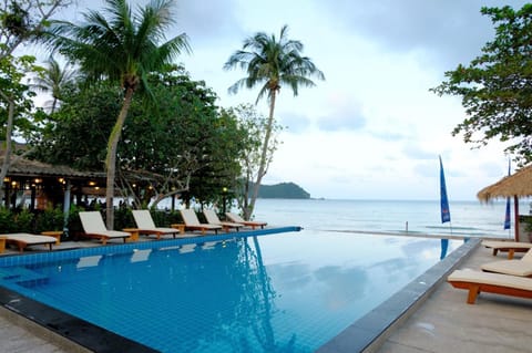 Pool view, Sea view, Swimming pool