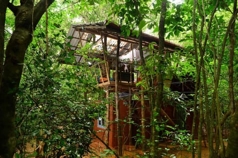 View (from property/room), Balcony/Terrace, Garden view