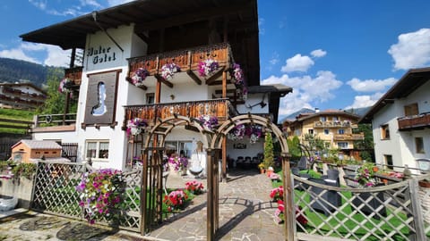Property building, Day, Bird's eye view, Summer, View (from property/room), Garden view, Landmark view, Mountain view