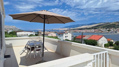 Summer, Seating area, City view, Mountain view, Sea view, Sunrise, Sunset
