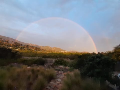 Nearby landmark, Neighbourhood, Hiking, Mountain view