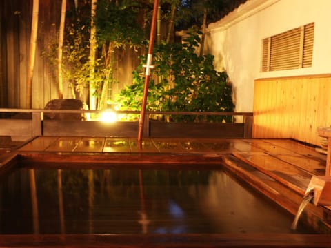 Hot Spring Bath, Open Air Bath