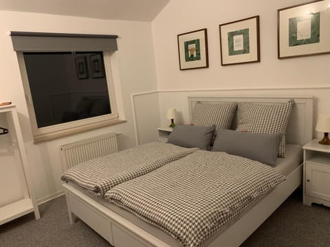 Ferienwohnung Blütenstadt Apartment in Leverkusen