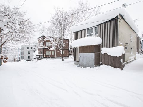 Property building, Day, Winter