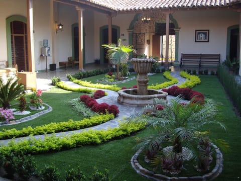 Garden, Garden