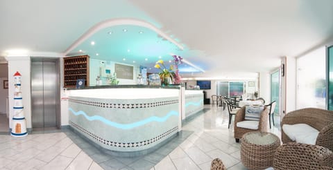 Lounge or bar