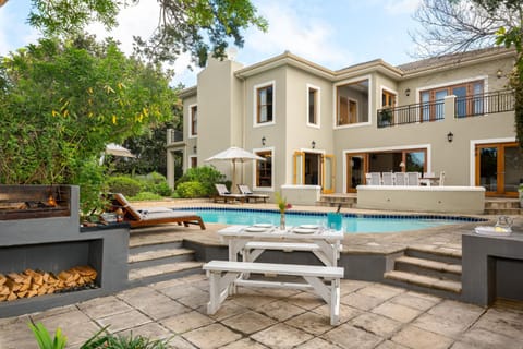 Thomson's Accommodation Bed and Breakfast in Cape Town