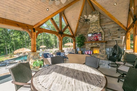 The Estate House in Lake Oconee