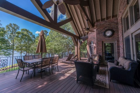 The Pointe House in Lake Oconee