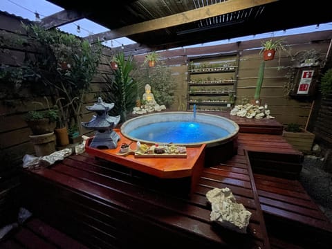 Natural landscape, Hot Tub, Spa and wellness centre/facilities