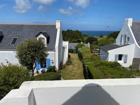 Maison 1 chambre avec jardin proche plage des Grands Sables - FR-1-418-163 House in Locmaria