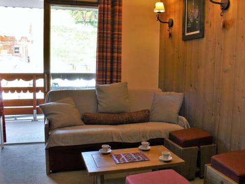 Appartement cosy 2 pièces avec piscine, sauna, proche pistes et commerces à Risoul 1850 - FR-1-330-474 Apartment in Piedmont