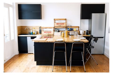 Grand appart 85m2 de standing, hyper centre/gare Apartment in Lille