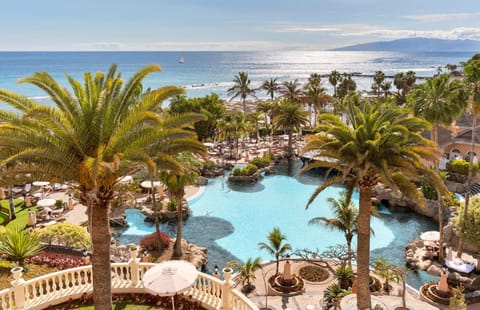 Balcony/Terrace, Pool view, Swimming pool