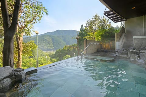 Open Air Bath