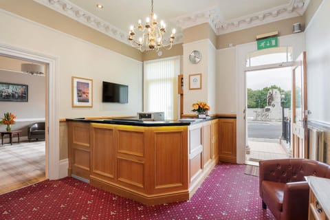 TV and multimedia, Lobby or reception, Seating area