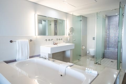 Shower, Bathroom, Bathroom