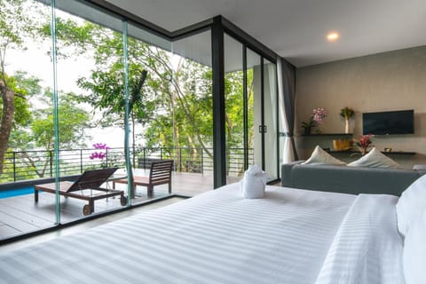 Bed, View (from property/room)