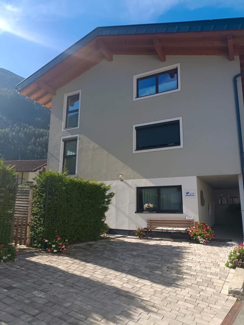 Property building, Day