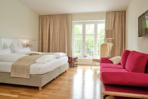 Seating area, Bedroom