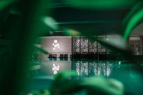 Swimming pool, Swimming pool