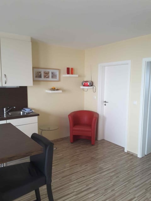 STHS78213-FeWo-Fehmarnstrand-II Apartment in Ostholstein